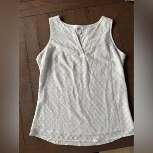 Market & Spruce White Textured Top